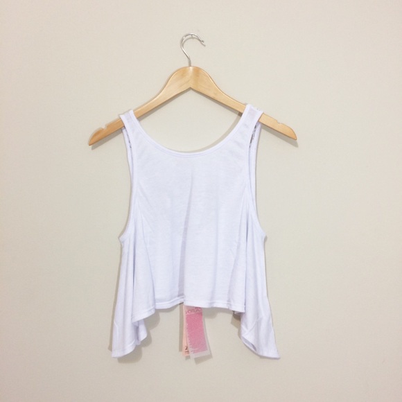 💥 CLEARANCE Crochet Lace Sharkbite Crop Tank Top - Picture 3 of 7